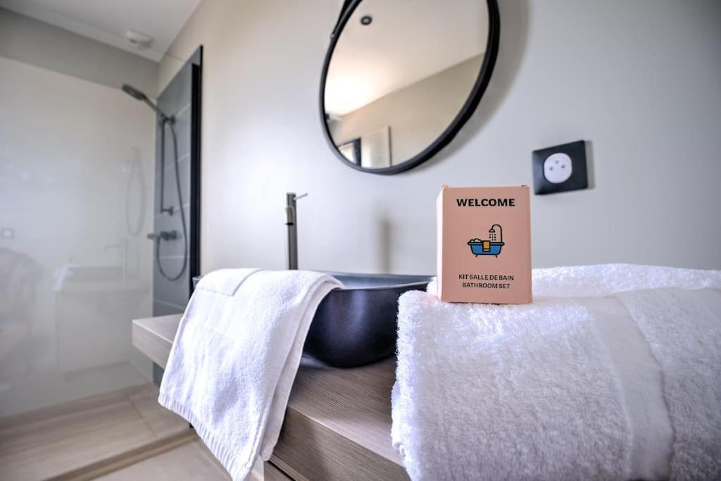 L'Elegante Confort, Clim & Vue Imprenable Bassillac 외부 사진
